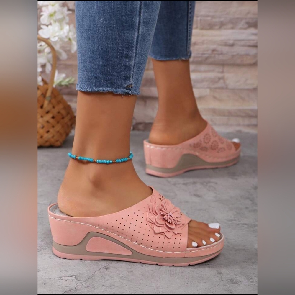 Women Pink Wedges - Picture 6 of 8